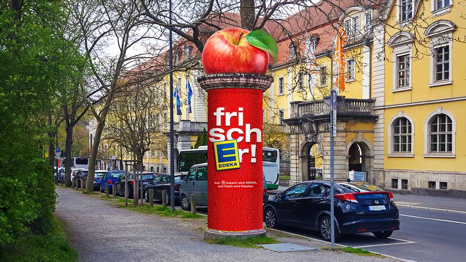 Kupsch Litfasssaeule Apfel Slide 1920x1080px(1)